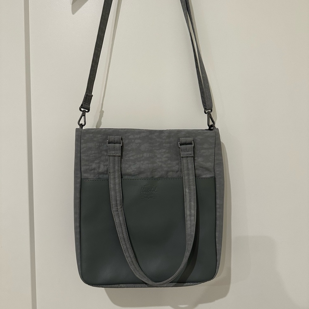 Herschel Supply Company Orion 12” Small Tote ( Gray) - Picture 2 of 7